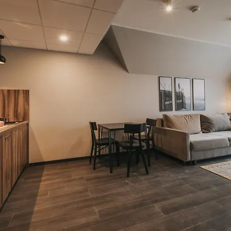 Hill Karkonosze 아파트호텔 Sosnówka